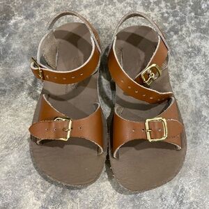 Brown Sun-San sandals. Size 10.